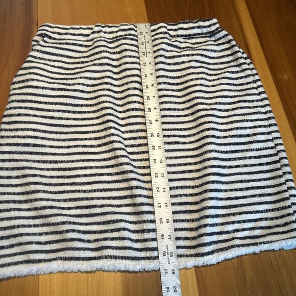 Saks Fifth Avenue Navy And White Large Top And Medium Skirt Fringe Read Descript - Picture 10 of 12